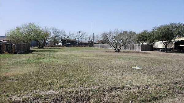 0.5 Acres of Residential Land for Sale in Orange Grove, Texas