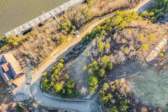 0.05 Acres of Residential Land for Sale in Savannah, Tennessee