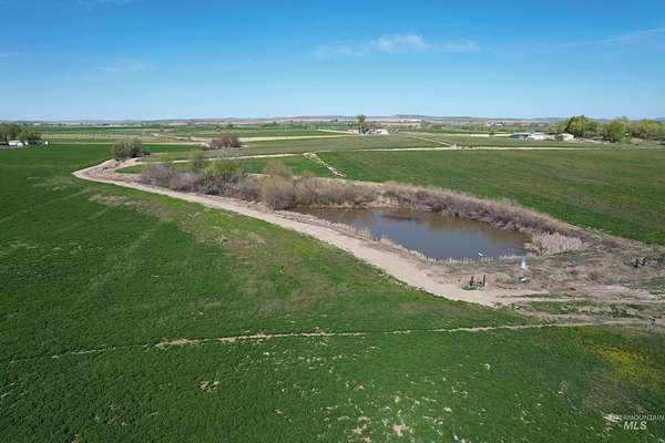 84 Acres of Agricultural Land for Sale in Ontario, Oregon