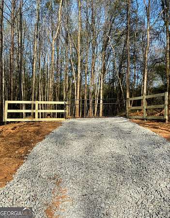 10.6 Acres of Land for Sale in Grantville, Georgia