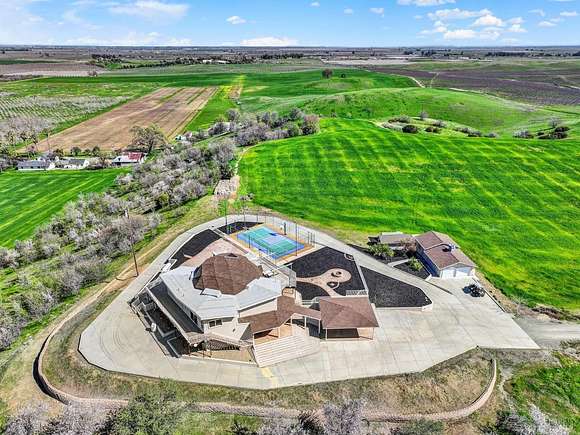 30 Acres of Agricultural Land with Home for Sale in Winters, California