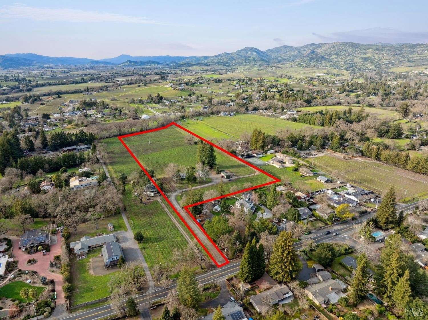 13.5 Acres of Land with Home for Sale in Napa, California