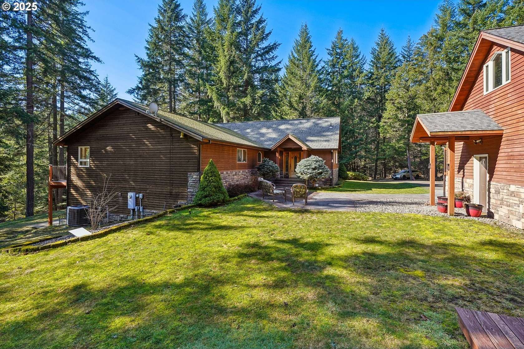 3.8 Acres of Land with Home for Sale in White Salmon, Washington