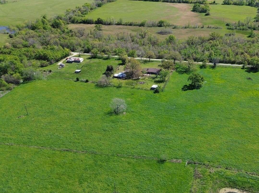 5.52 Acres of Residential Land for Sale in Emory, Texas