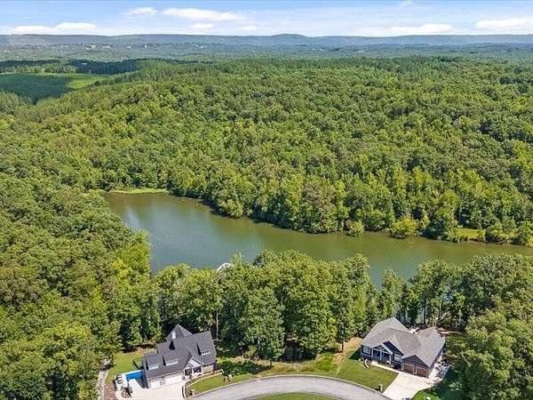 0.73 Acres of Residential Land for Sale in Bakewell, Tennessee