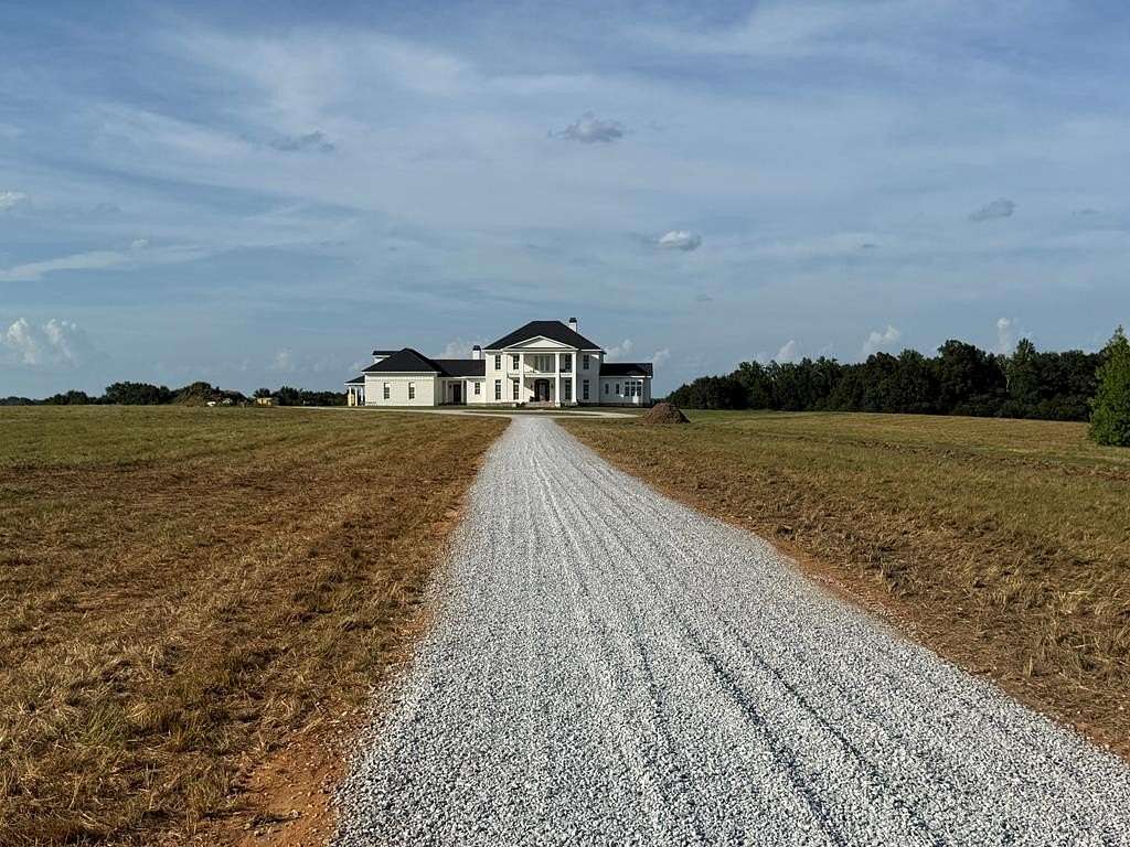 100 Acres of Land with Home for Sale in Carriere, Mississippi