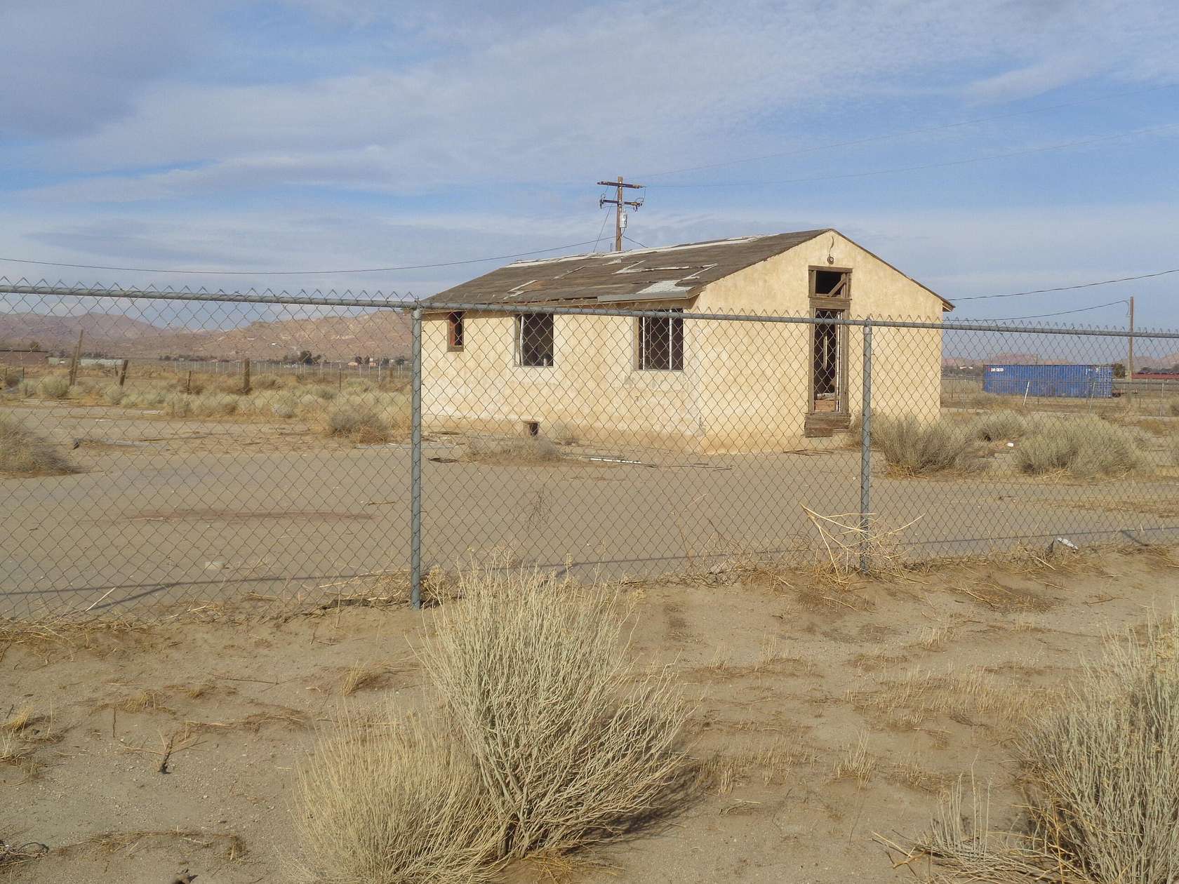20 Acres of Land with Home for Sale in Rosamond, California