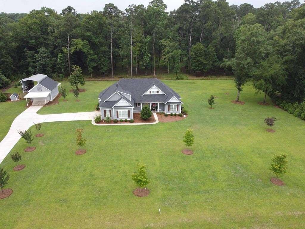 5.4 Acres of Residential Land with Home for Sale in Leesburg, Georgia