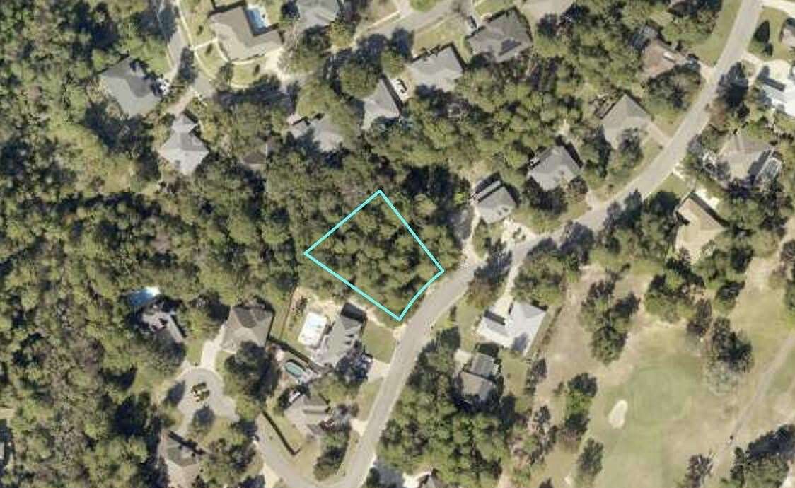 0.43 Acres of Residential Land for Sale in Niceville, Florida