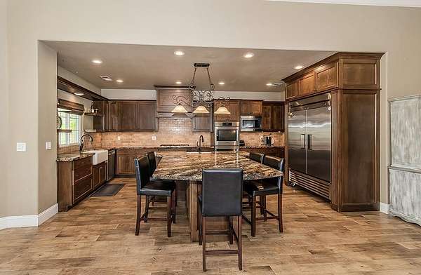 39.8 Acres of Agricultural Land with Home for Sale in Clovis, California