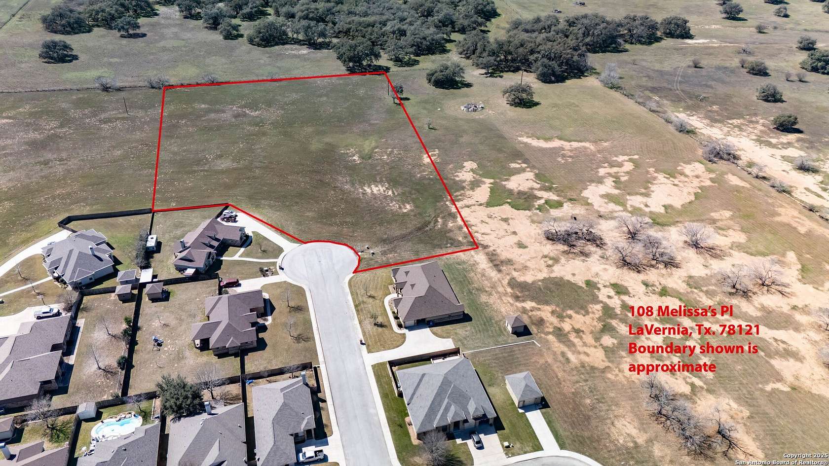 4.52 Acres of Residential Land for Sale in La Vernia, Texas