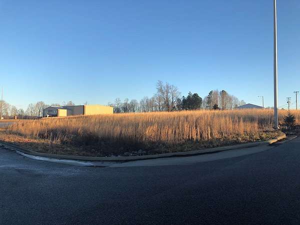 2.54 Acres of Commercial Land for Sale in Cookeville, Tennessee