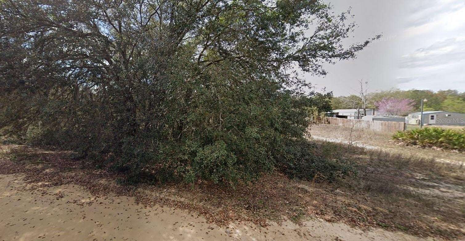 0.22 Acres of Residential Land for Sale in Interlachen, Florida