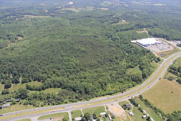 101 Acres of Land for Sale in Bedford, Virginia
