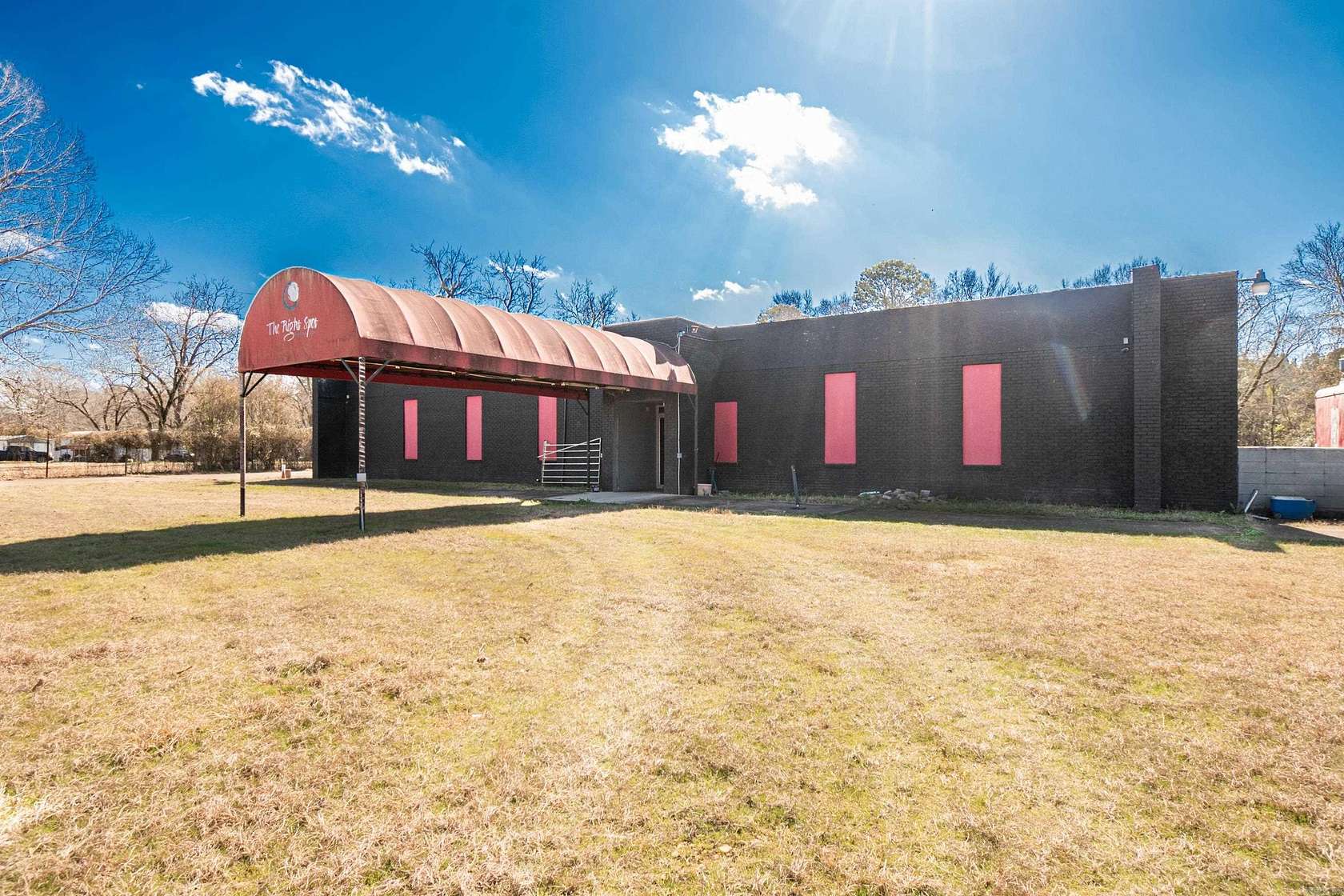 4.9 Acres of Improved Commercial Land for Sale in Camden, Arkansas