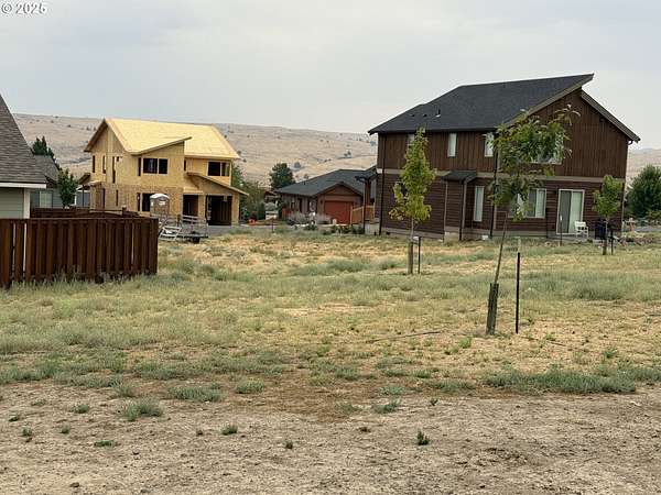 0.13 Acres of Residential Land for Sale in Maupin, Oregon