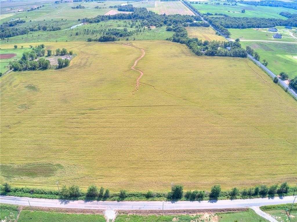 117 Acres of Agricultural Land for Sale in Yukon, Oklahoma