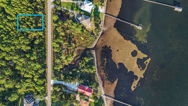 0.27 Acres of Residential Land for Sale in Gulf Breeze, Florida