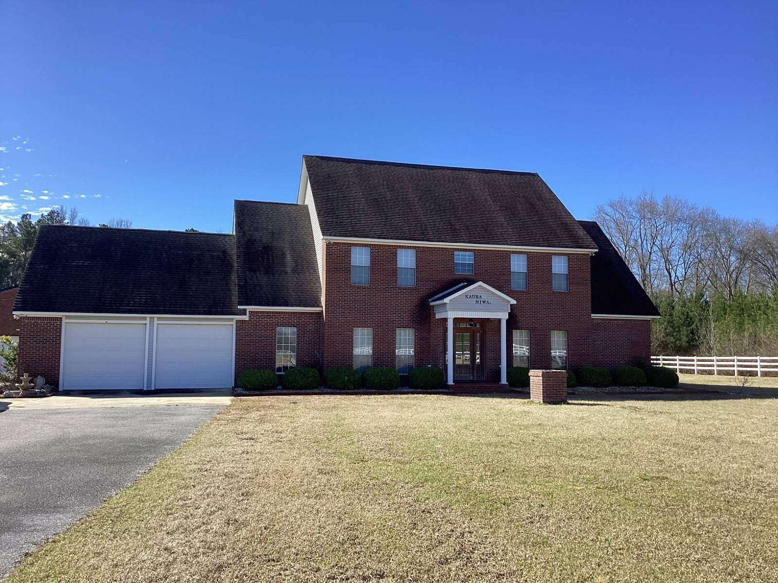 2.6 Acres of Residential Land with Home for Sale in Newton, Mississippi