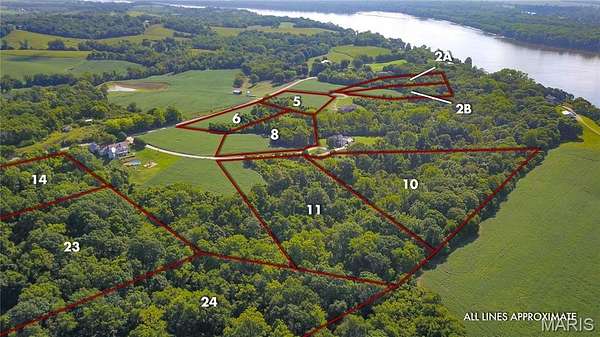 5.44 Acres of Residential Land for Sale in Golden Eagle, Illinois