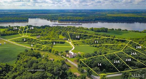 6.66 Acres of Residential Land for Sale in Golden Eagle, Illinois