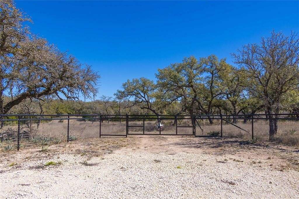 10 Acres of Land for Sale in Goldthwaite, Texas