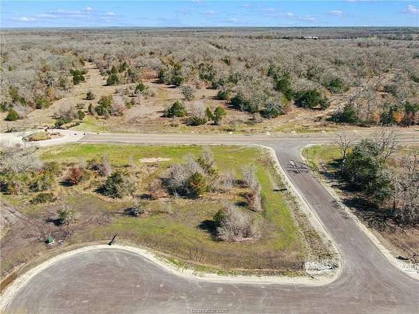 1 Acre of Residential Land for Sale in College Station, Texas