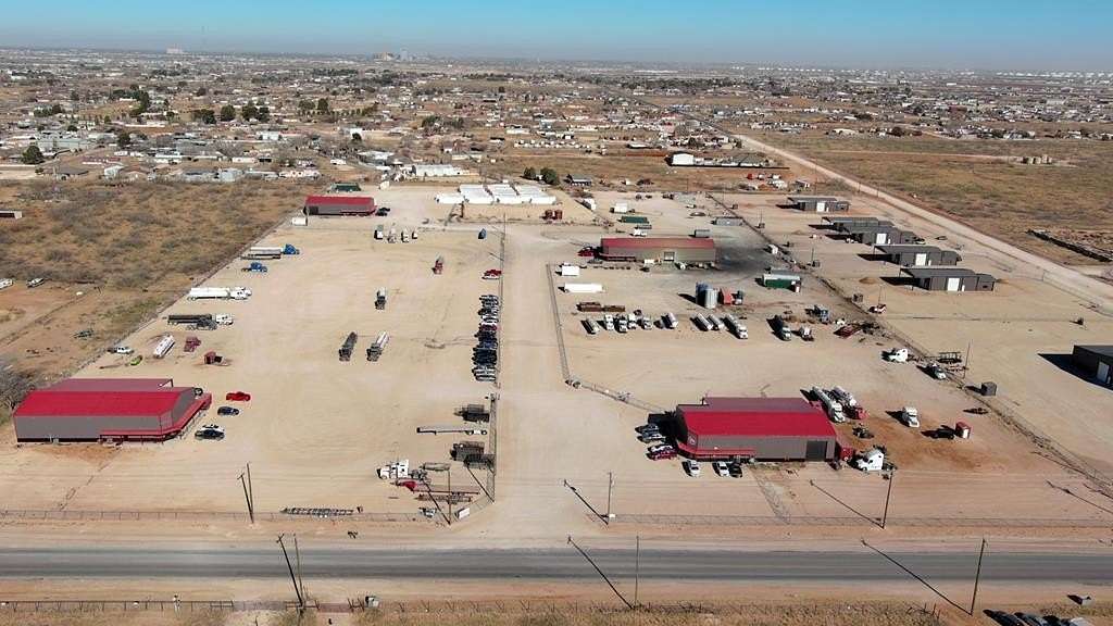 21.7 Acres of Improved Commercial Land for Sale in Midland, Texas