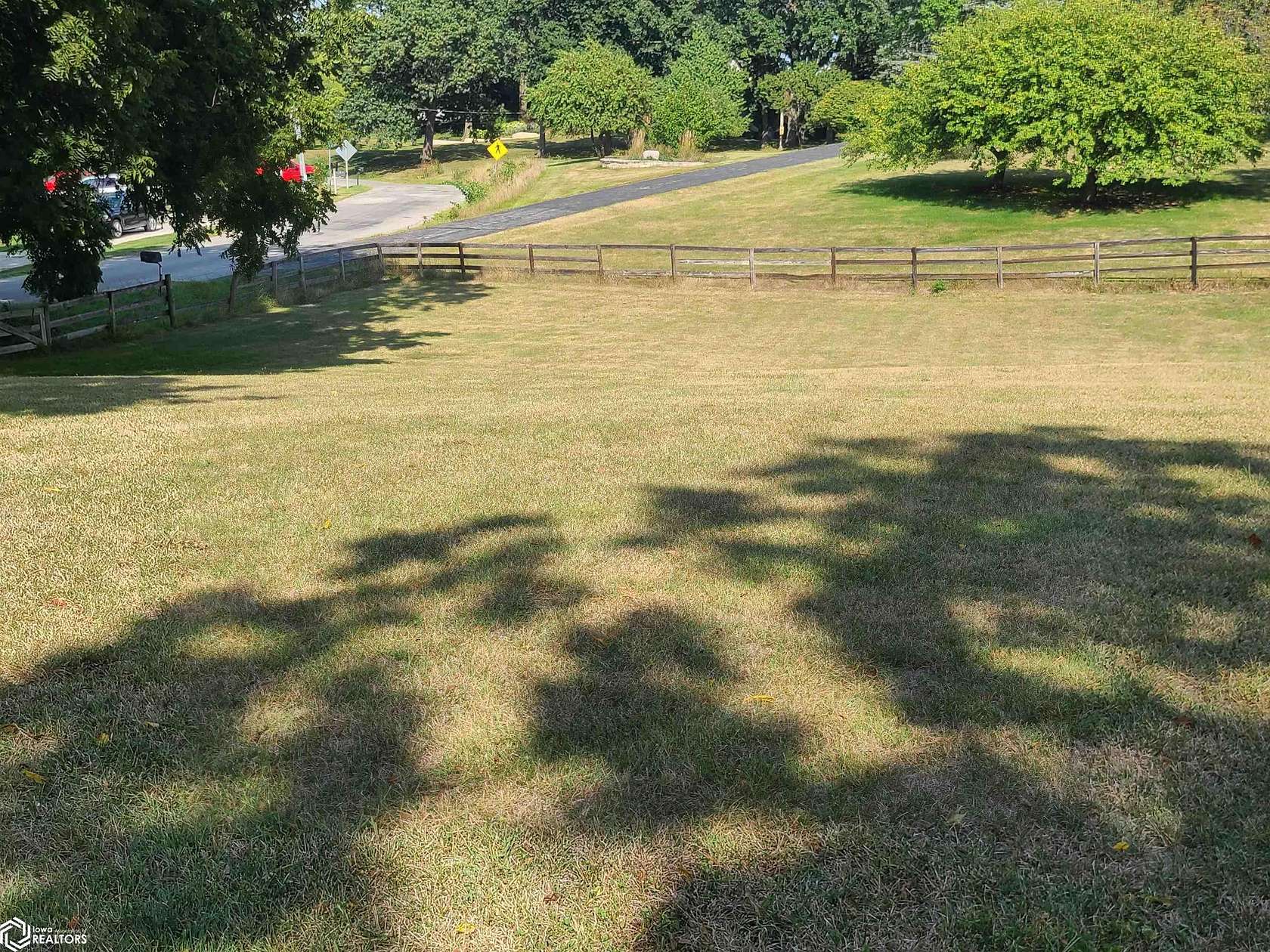 0.84 Acres of Residential Land for Sale in Oskaloosa, Iowa