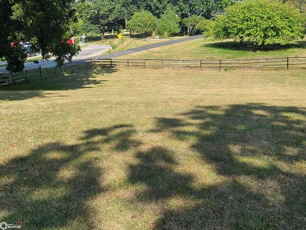 0.84 Acres of Residential Land for Sale in Oskaloosa, Iowa