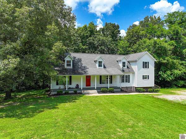 30 Acres of Land with Home for Sale in Calvert City, Kentucky