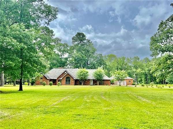 16 Acres of Land with Home for Sale in Lecompte, Louisiana