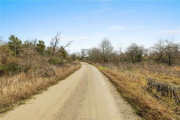 8 Acres of Residential Land for Sale in Marquez, Texas