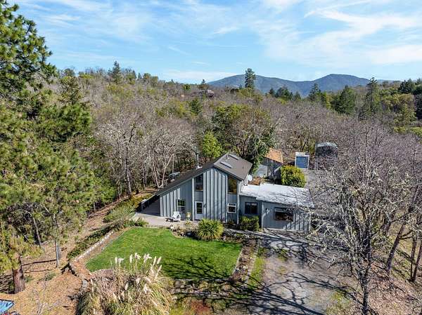 5.6 Acres of Land with Home for Sale in Grants Pass, Oregon