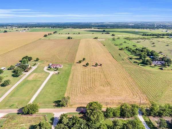 5.9 Acres of Residential Land for Sale in Maypearl, Texas