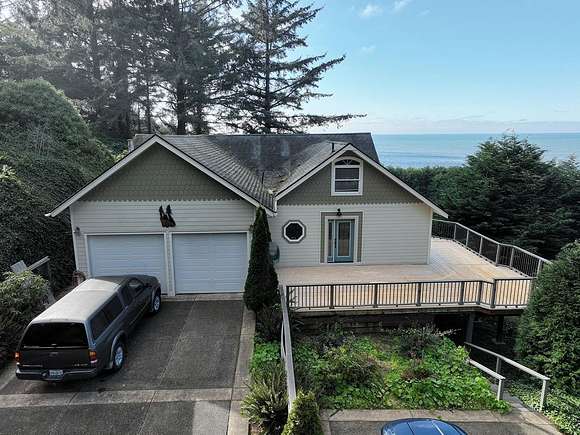 10 Acres of Land with Home for Sale in Smith River, California