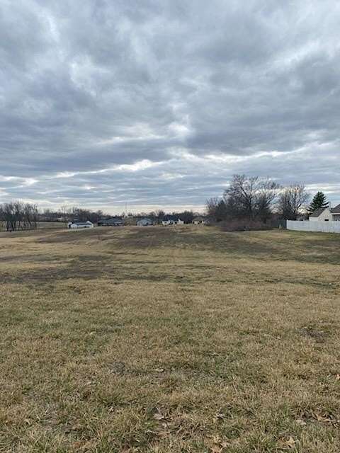 1.72 Acres of Residential Land for Sale in Excelsior Springs, Missouri