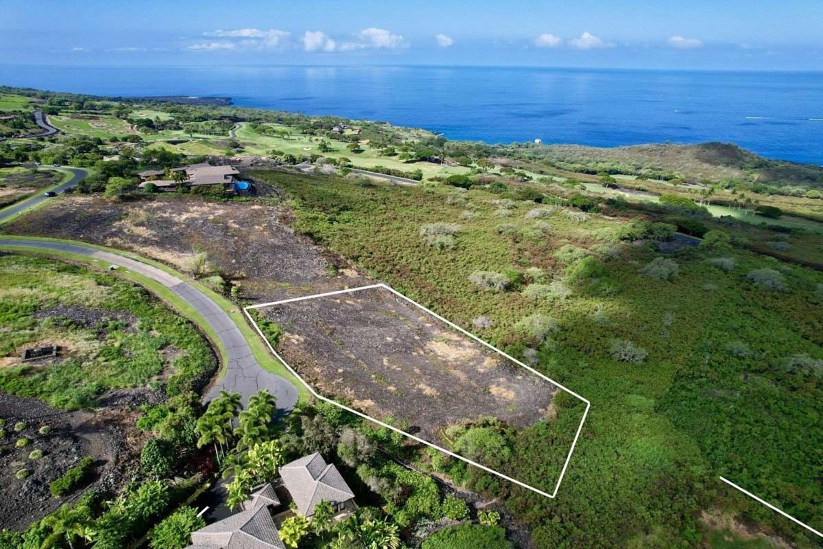 1.27 Acres of Residential Land for Sale in Kealakekua, Hawaii