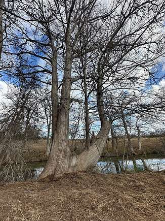 4.7 Acres of Residential Land for Sale in Medina, Texas - LandSearch