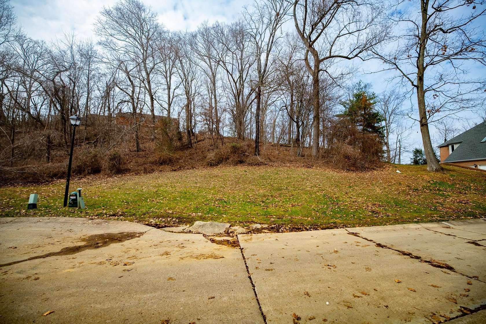 0.32 Acres of Residential Land for Sale in Huntington, West Virginia