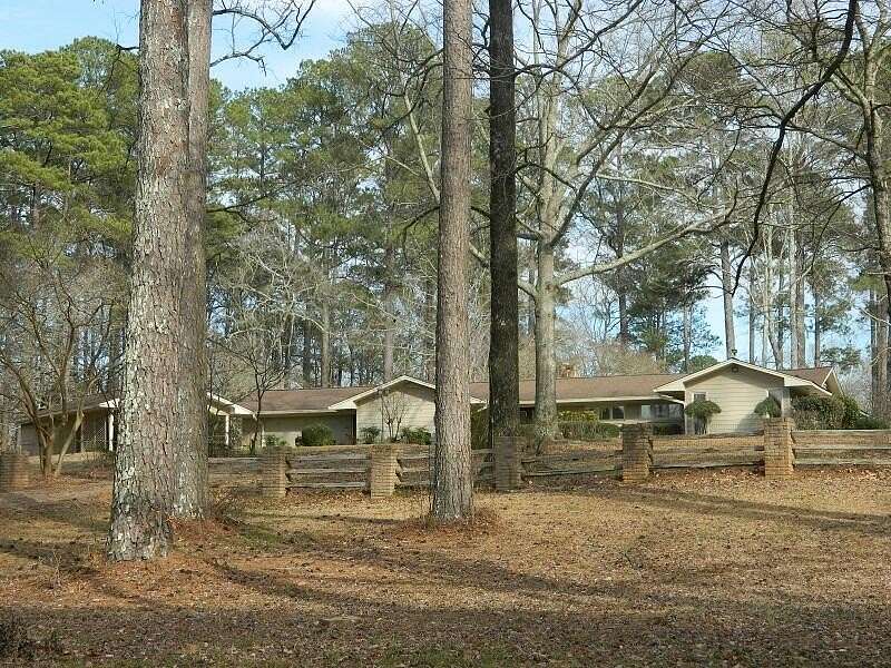 7.3 Acres of Residential Land with Home for Sale in Starkville, Mississippi