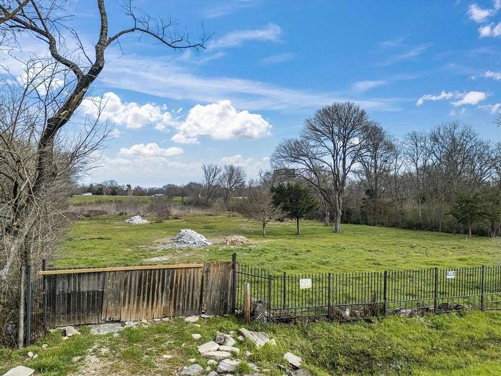 1.84 Acres of Mixed-Use Land for Sale in Balch Springs, Texas