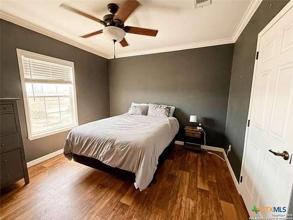 10 Acres of Land with Home for Sale in Charlotte, Texas