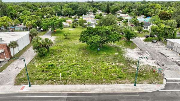 0.48 Acres of Commercial Land for Sale in Fort Pierce, Florida