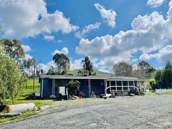 4 Acres of Residential Land with Home for Sale in Porterville, California