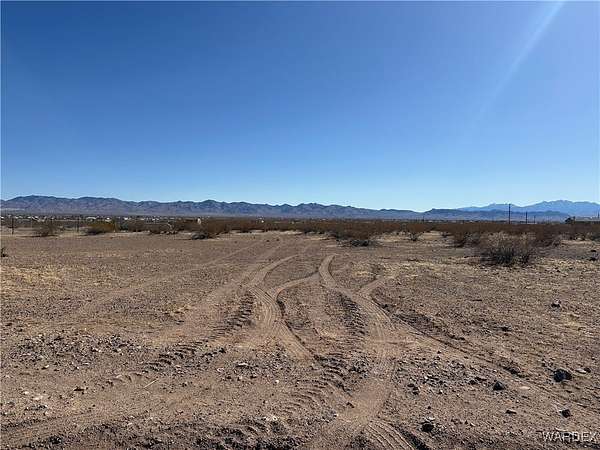 1.5 Acres of Residential Land for Sale in Golden Valley, Arizona