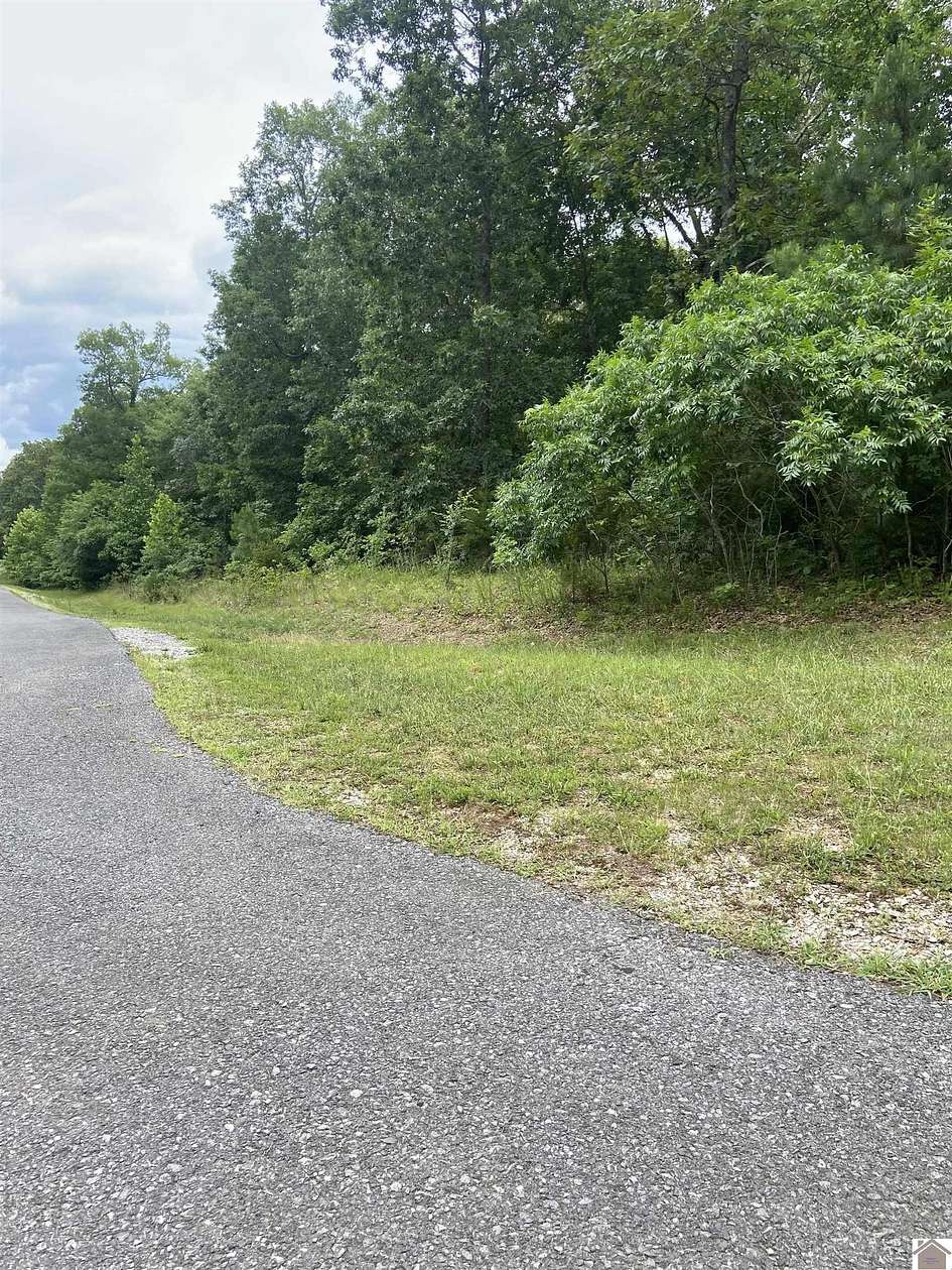 1 Acre of Residential Land for Sale in Murray, Kentucky