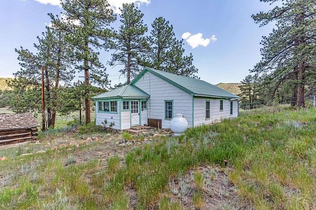 564 Acres of Land with Home for Sale in Westcliffe, Colorado
