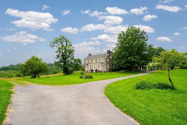 500 Acres of Land with Home for Sale in Kingwood, West Virginia