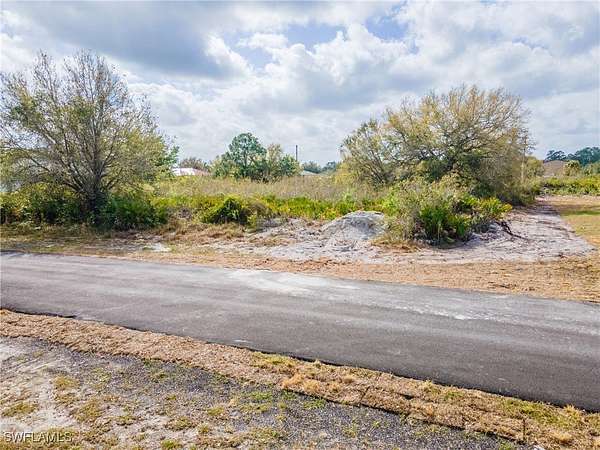0.25 Acres of Residential Land for Sale in Lehigh Acres, Florida